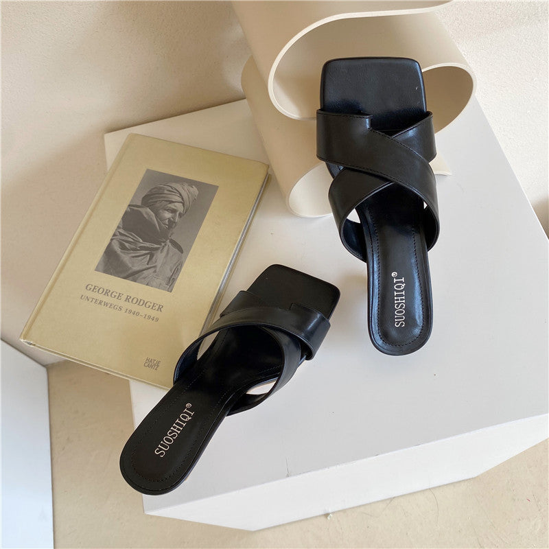 Crisscross Strap Beach Sandals